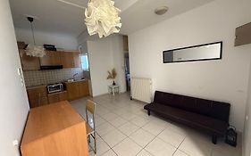 Le Chris Central Apartments